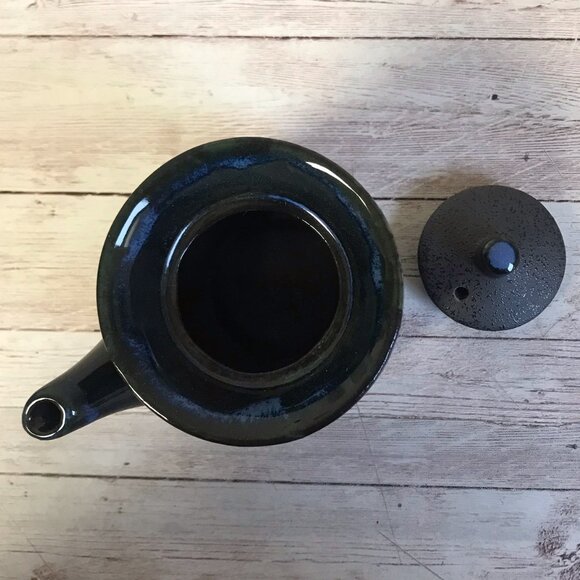 Ceramic Soy Sauce Dispenser (Japanese Import) - Picture 3 of 3